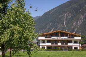 Гостиница Apartments Edenlehen  Майрхофен